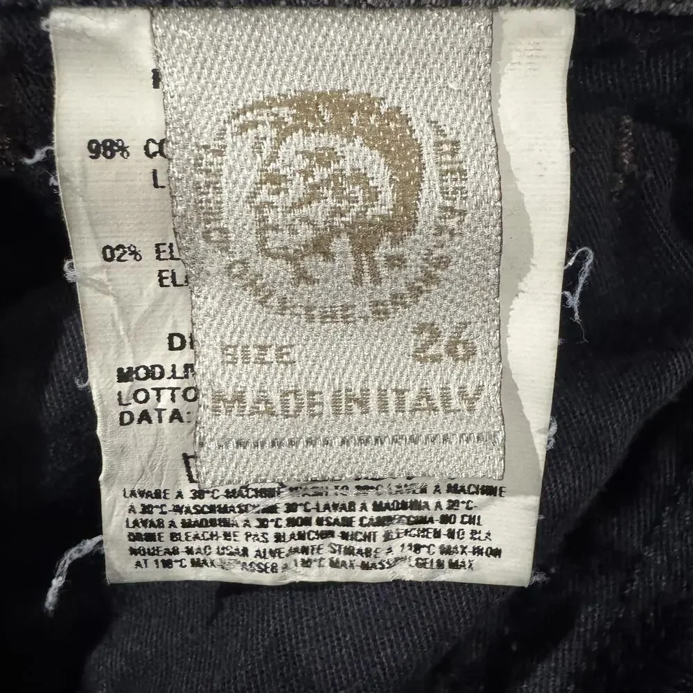 Diesel Liv Jeans 26x30 Made in Italy Gray Wash Stretch Straight Leg - Picture 7 of 13